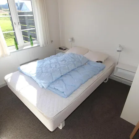 Ved Bovbjerg Med Braendeovn Sj302 Appartement